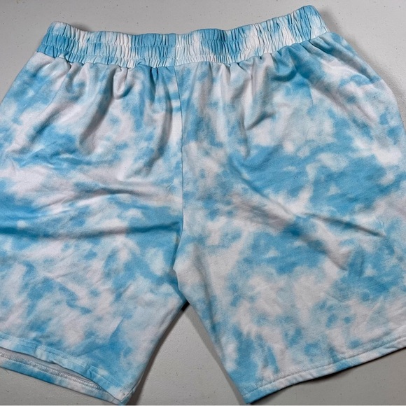 Women's Blue Tie-Dye Hoodie and Shorts Set, 2X - Picture 11 of 14